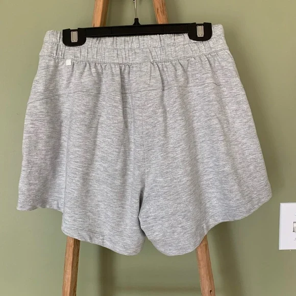 Lululemon Mellow In High Rise Shorts 4.5” - Picture 6 of 8